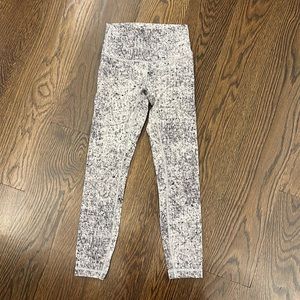 Women’s lululemon high waisted leggings